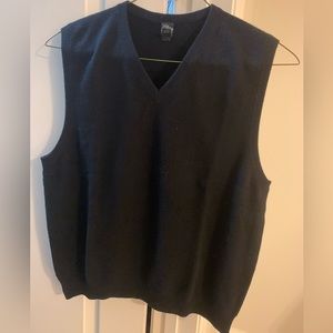 Saks Black sweater vest 100% cashmere